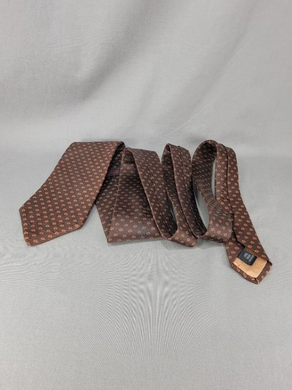 Vtg John Blair Menswear Necktie Tie Brown Tan Red Paisley Medallion Geometric